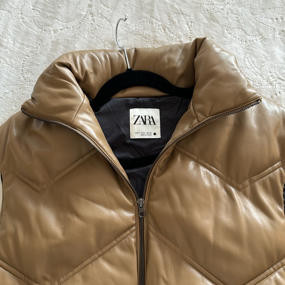 Puffer Vest - Picture 6 of 6